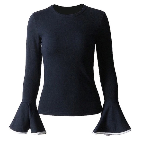 ‼️PRICE FIRM LAST CALL Flared Sleeve Stretch Top - Picture 4 of 5